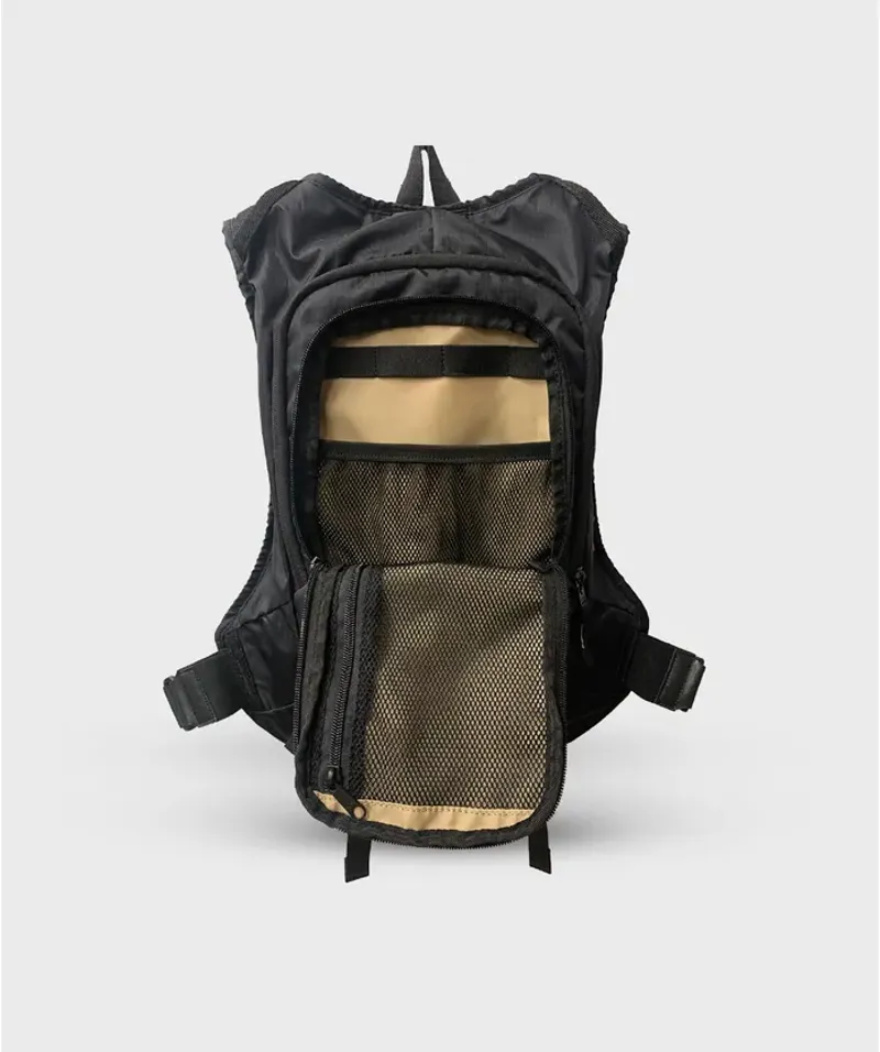 Albek H20-Haul Eight Hydration Pack 3L in Covert Black-4