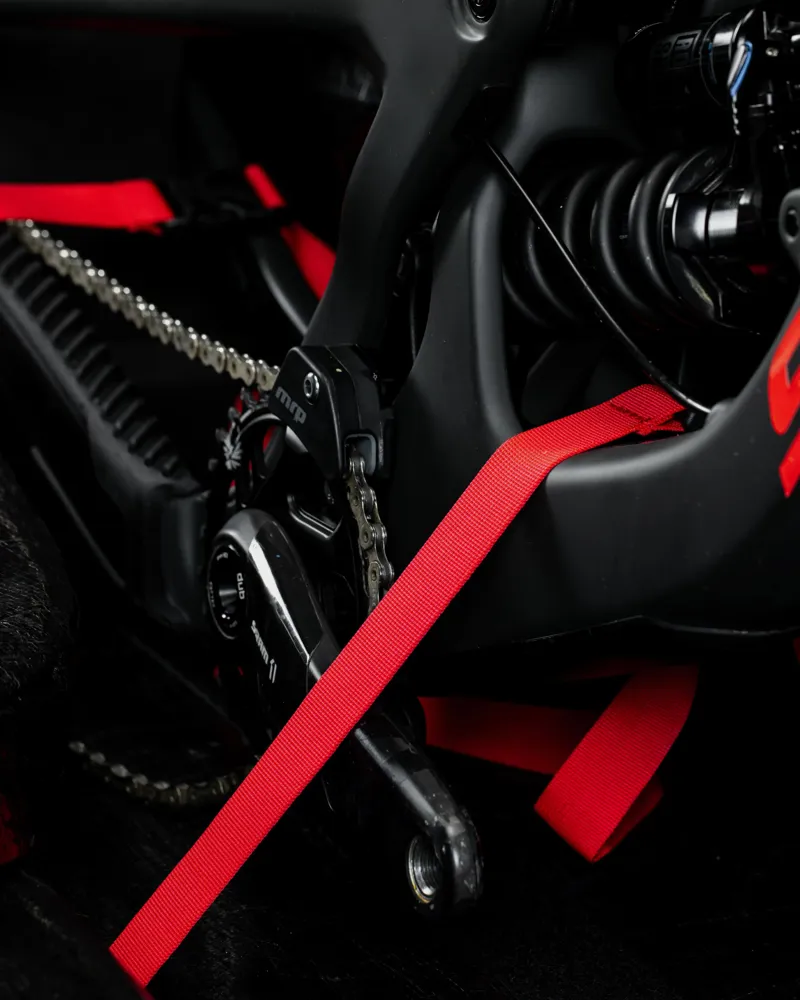 Albek Atlas Bike Bag in Covert Black-5