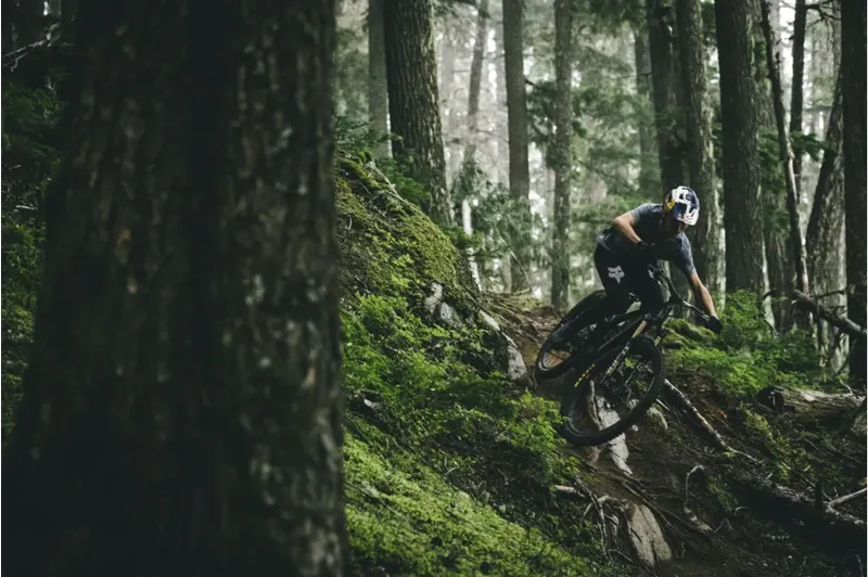 Santa Cruz Vala CC MX XX AXS RSV Electric Mountain Bike -12