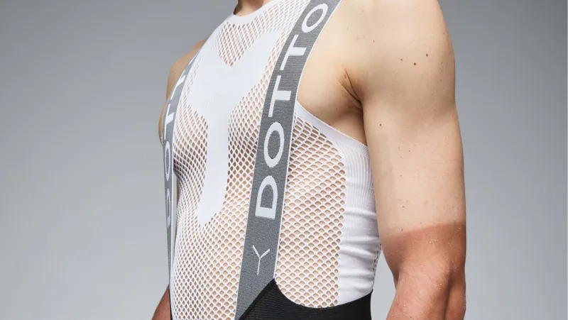 Q36.5 Base Layer 0 Mesh Sleeveless - White-2