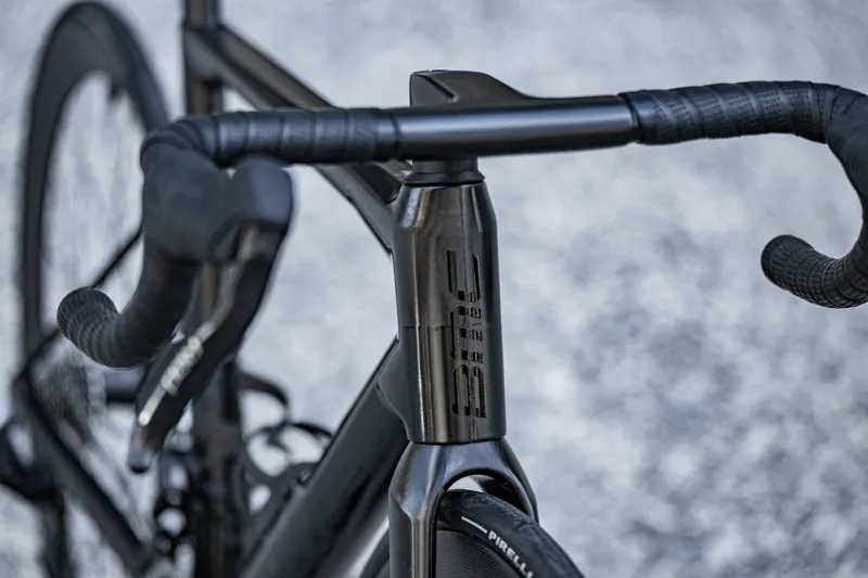 BMC Teammachine SLR01 Masterpiece 54cm Carbon Road Bike-2