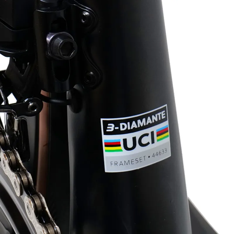 Diamante Ultegra Di2 Stealth Bike Black Large CLEARANCE ONLY -4