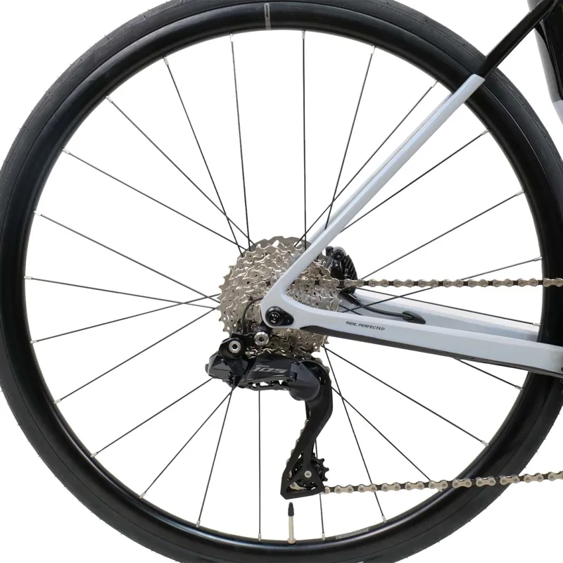 Astra 105 Di2 Aksium Opal Bike Black-6