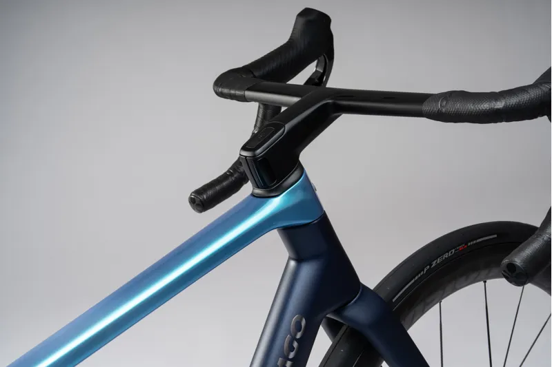 Colnago C72 Disc 2026 Carbon Road Race Bike Dura Ace Di2 - Blue/Light Blue-6