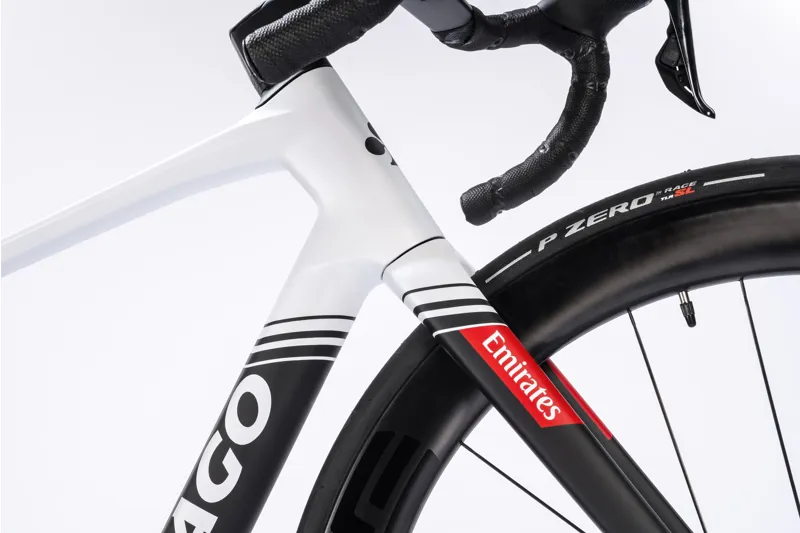 Colnago V5rs Disc 2025 Carbon Road Bike Ultegra Di2 Emirates Edition -1