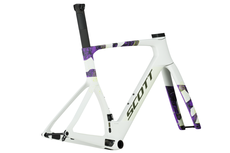 Scott Foil RC Pro Ultegra Di2 Zipp 303 S Road Bike-1