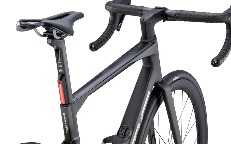 BMC Road Machine 01 THREE-3