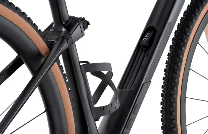 BMC URS 01 ONE Carbon-3