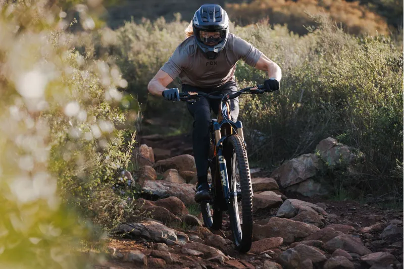 2027 FOX 38 Factory GRIP X2 Mountain Bike Forks - Black -4