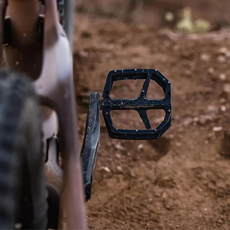 Look Trail Roc Plus Flat MTB Pedals in Black-3