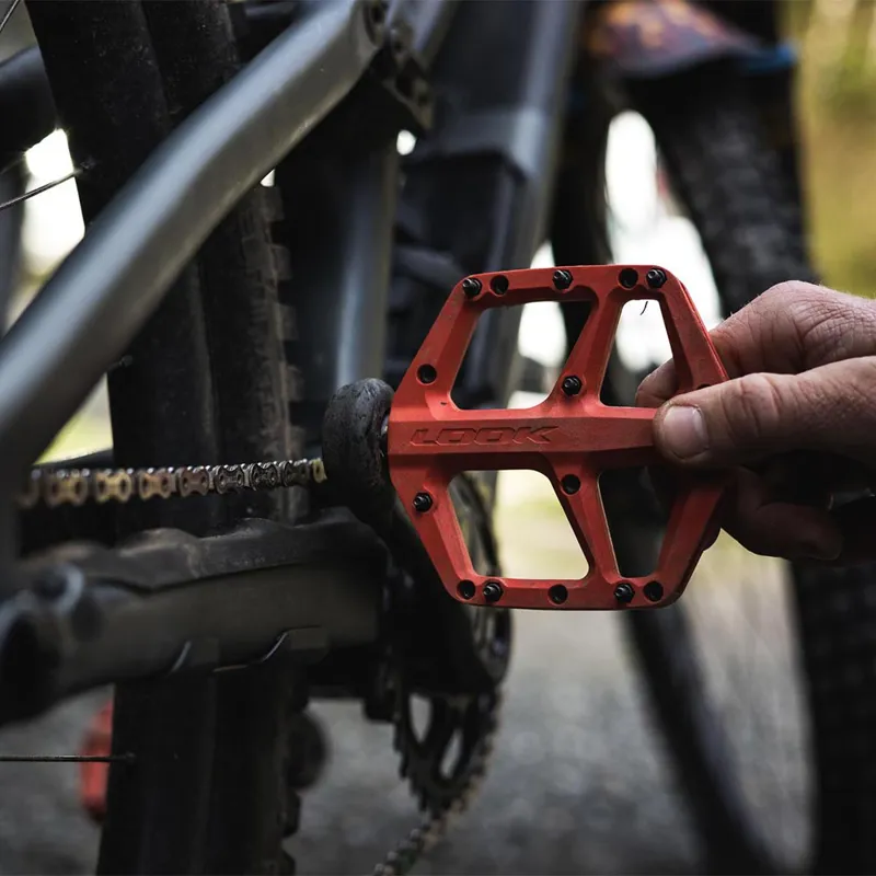 Trail Fusion Flat Pedals Red-4