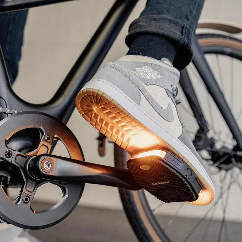 Look Geo City Vision Grip Flat Pedals in Black-5