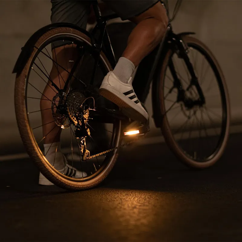 Look Geo City Vision Grip Flat Pedals in Black-6