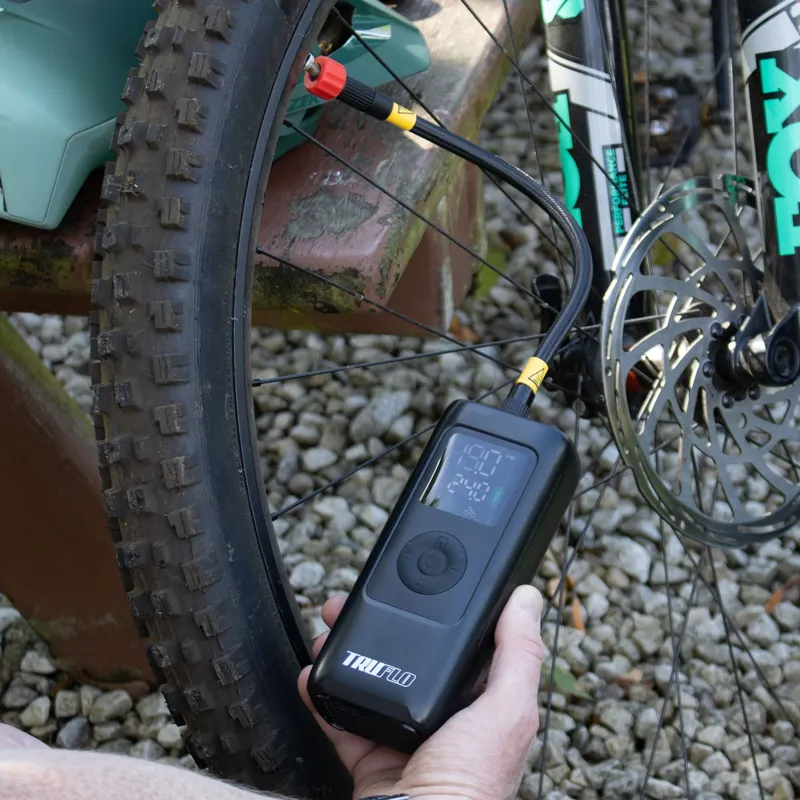 PUMP Truflo Electron Max Black -4