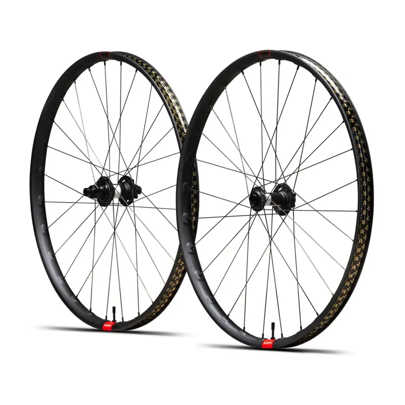 Reserve Wheels 30 HD Carbon Downhill MTB Wheelset - DT350