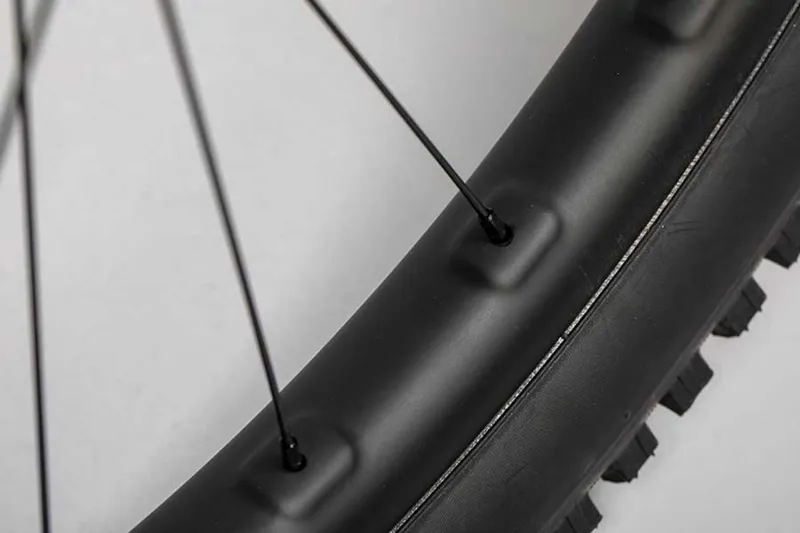 Reserve Wheels 30 HD Carbon Downhill MTB Wheelset - DT350-2