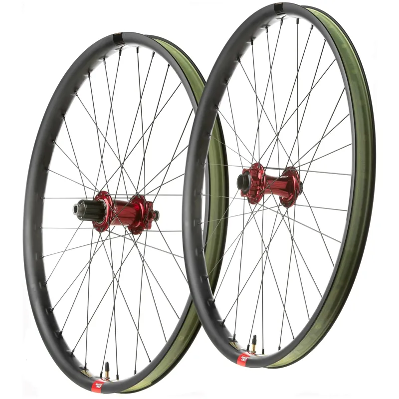 Reserve 31 DH Wheels