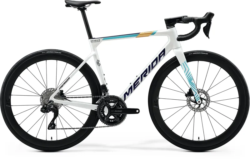 2026 Merida Scultura 6000 Road Bike - 105 DI2 -  Team Replica