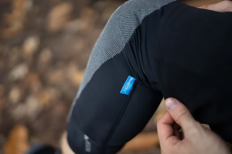 PROTECT DTE RHEON Elbow Pad BK-2