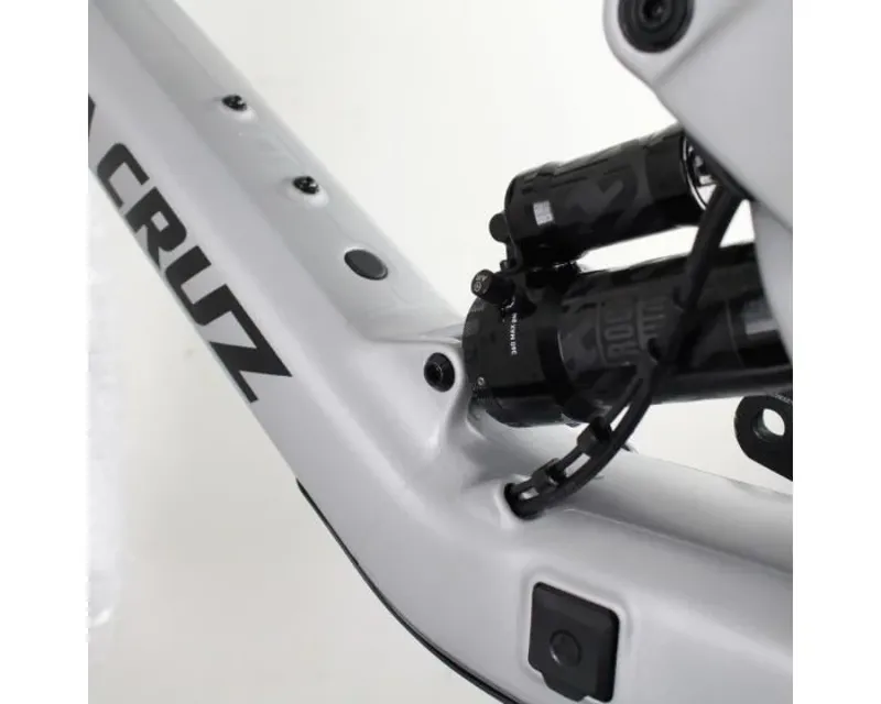 Santa Cruz Heckler SL Carbon C 2024 Electric Mountain bike-2