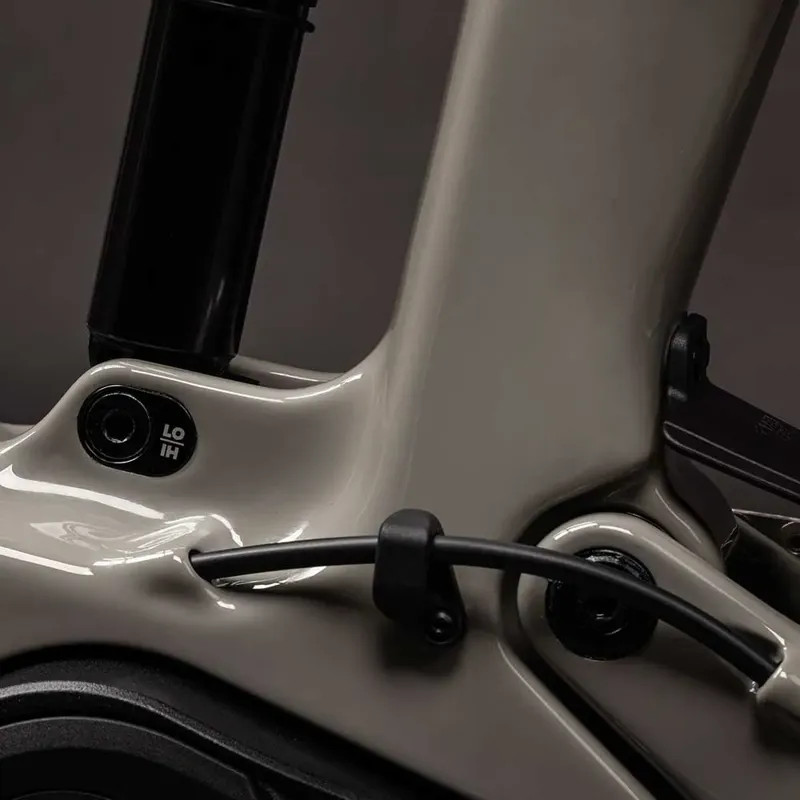 Santa Cruz Vala MX C S Electric Mountain Bike Gloss Grey-2