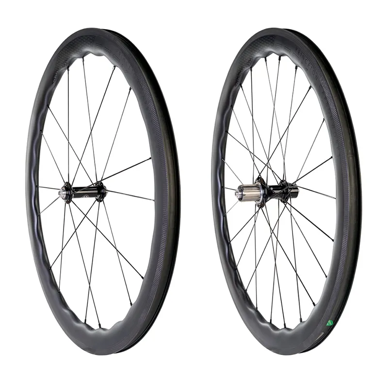 Princeton Carbonworks PEAK 4550 - White Industries Rim Brake Black 700c shimano hg