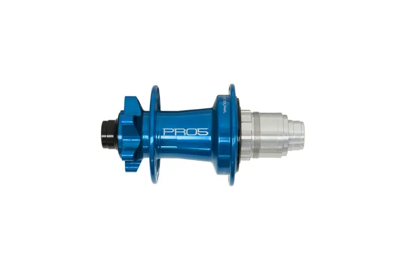 PRO 5 Rear hub- 32 Spoke Hole- 135mm - 12mm- blue-4