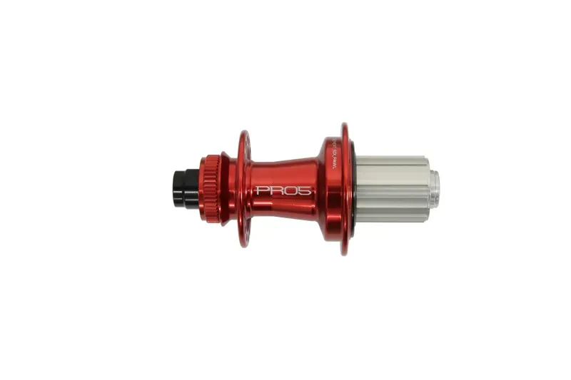 PRO 5 C/Lock Rear hub- 28 Spoke Hole- 135mm - 12mm- RED-1