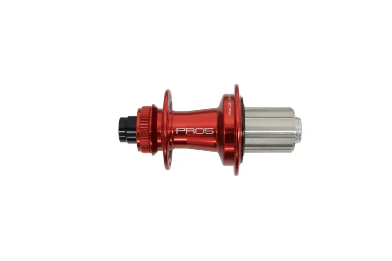 PRO 5 C/Lock Rear hub- 28 Spoke Hole- 135mm - 12mm- RED-2