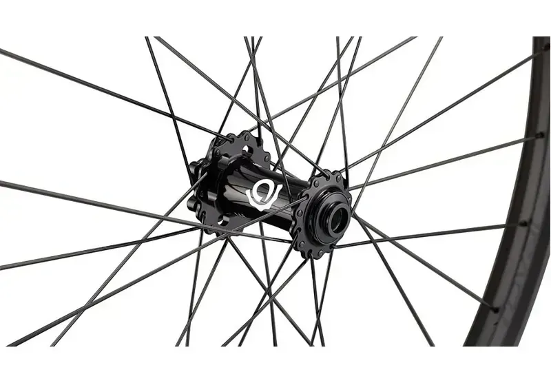 Specialized Trav. SL II Hydra2 Car. Fr. Wh. 29-inch 28h in Black-4