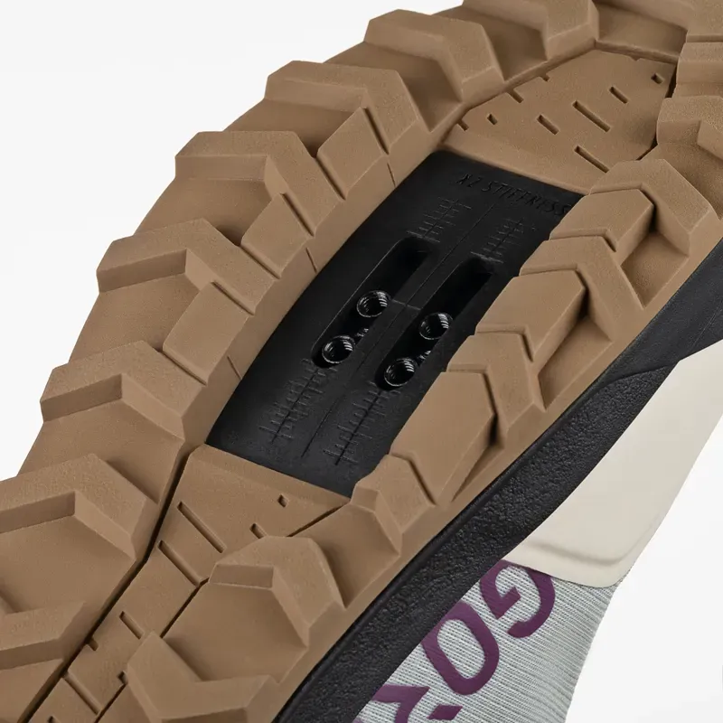 Fizik Terra Ergolace GTX Clip Shoes In Ice/Grey-5