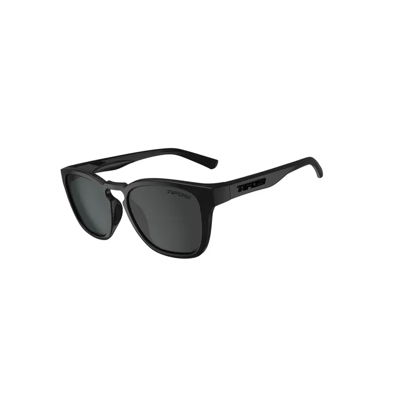 Tifosi Smirk Single Lens Sunglasses 2023: BLACKOUT size