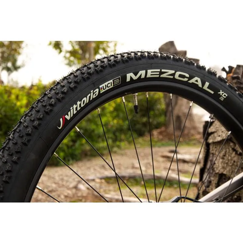 Vittoria Mezcal III 29-inch TLR MTB/Cross Country Tyre in Black-2