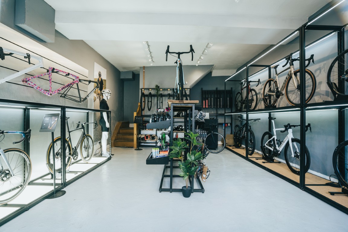 J’s Cycles S-Works Certified